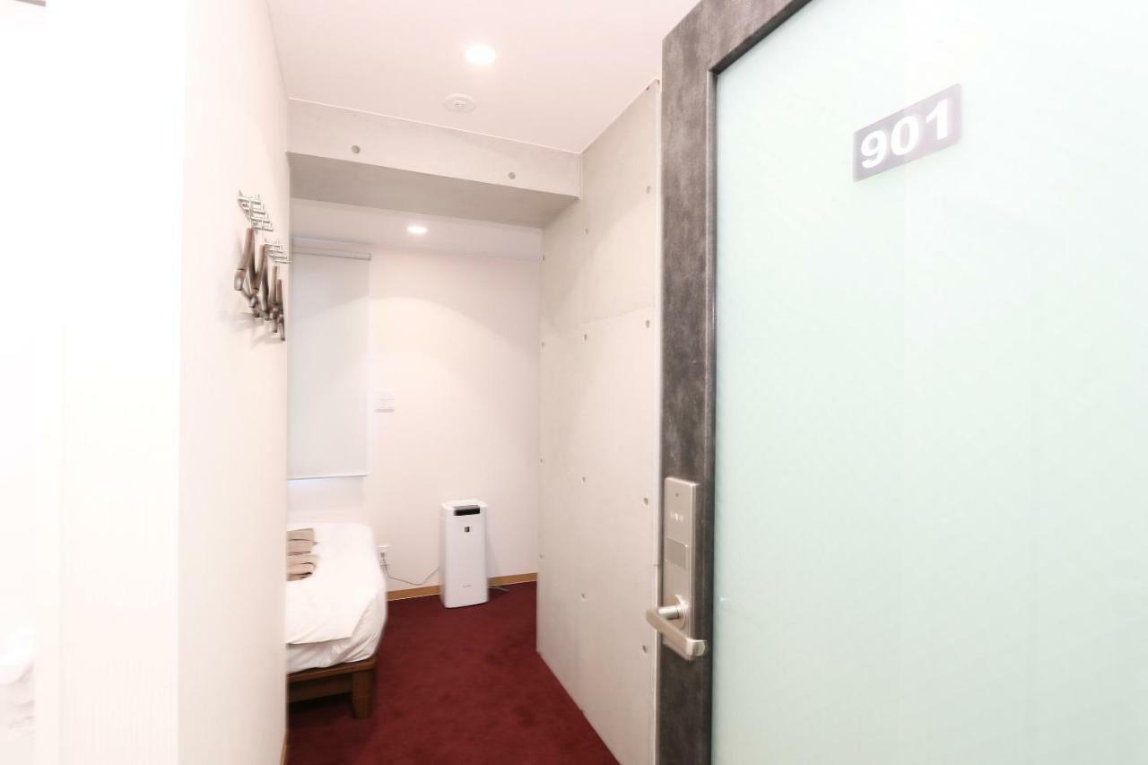 Business Capsule Hotel Lightning Hotel Asakusa Tokyo Ngoại thất bức ảnh